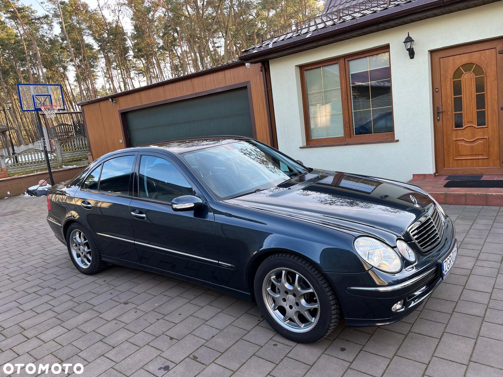 Mercedes-Benz Klasa E - 4