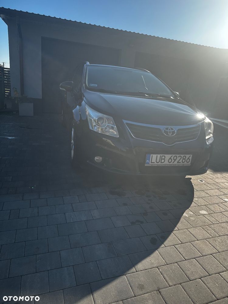 Toyota Avensis 2.0 D-4D 2010 - 6