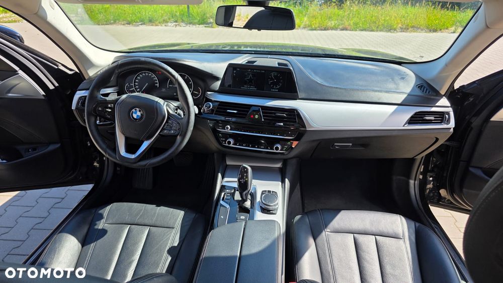 BMW Seria 5 518d Advantage sport - 16