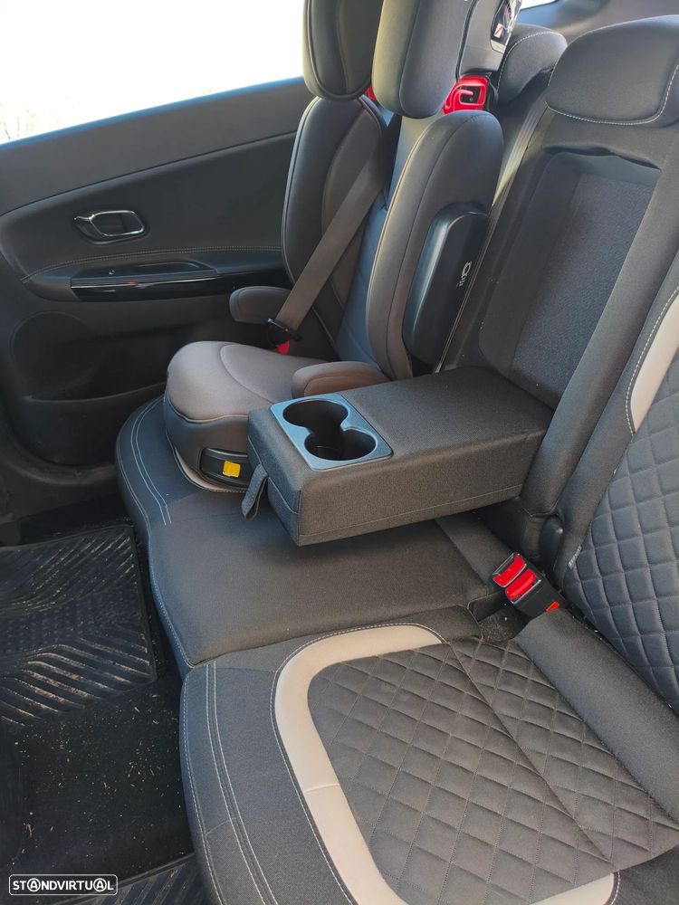 Kia Ceed SW 1.6 CRDi GT Line 7DCT - 21