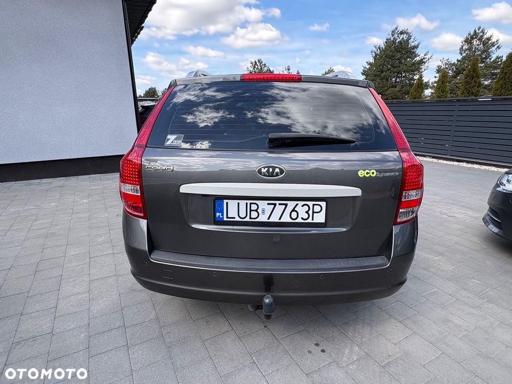 Kia Ceed 1.6 CRDi ISG Business Line - 20