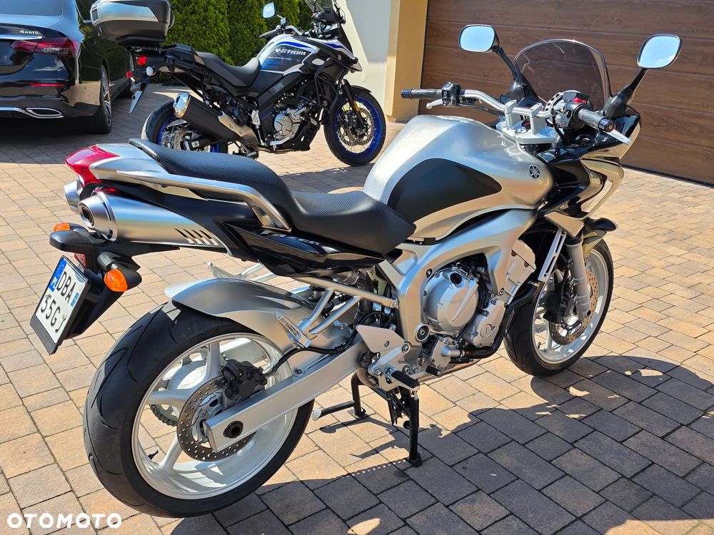 Yamaha FZ6 - 5