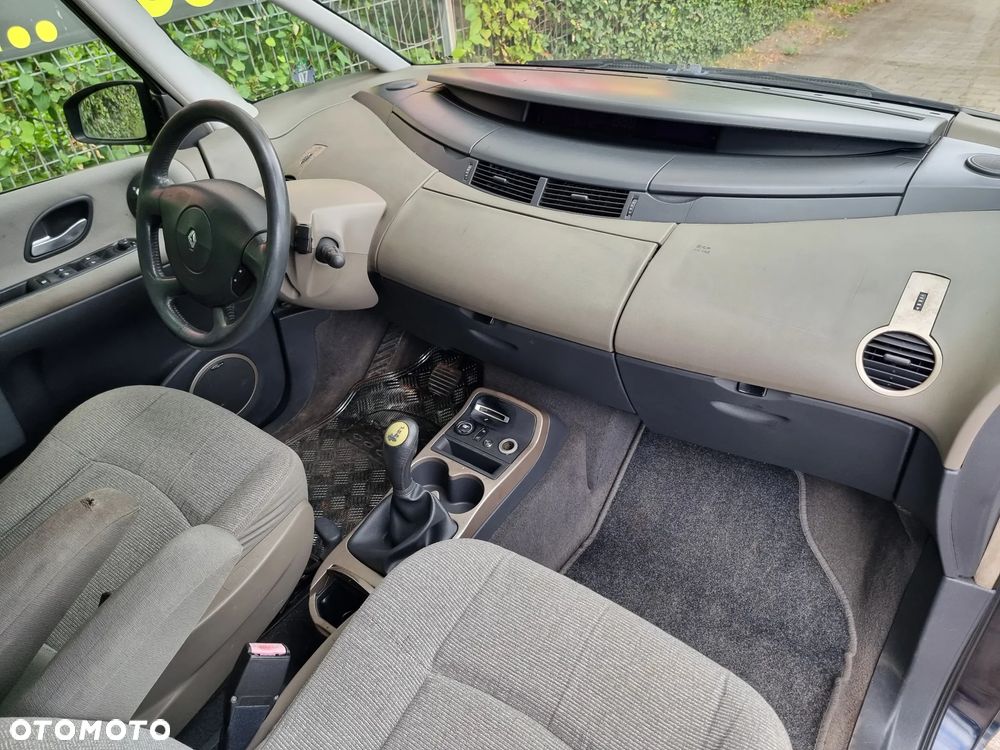 Renault Grand Espace Gr 2.2 dCi Expression - 8