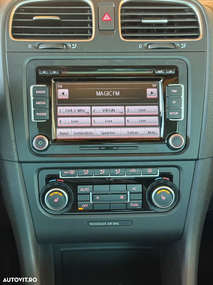 Volkswagen Golf 2.0 TDI DPF Style - 10