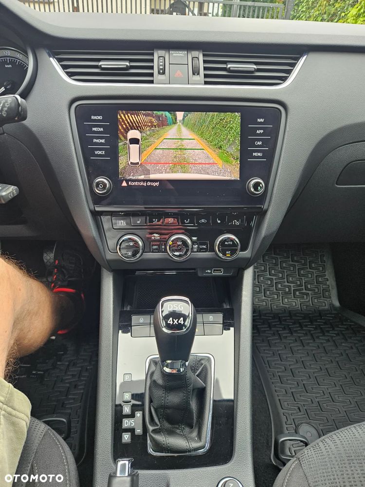 Skoda Octavia 2.0 TDI 4x4 Style DSG - 34