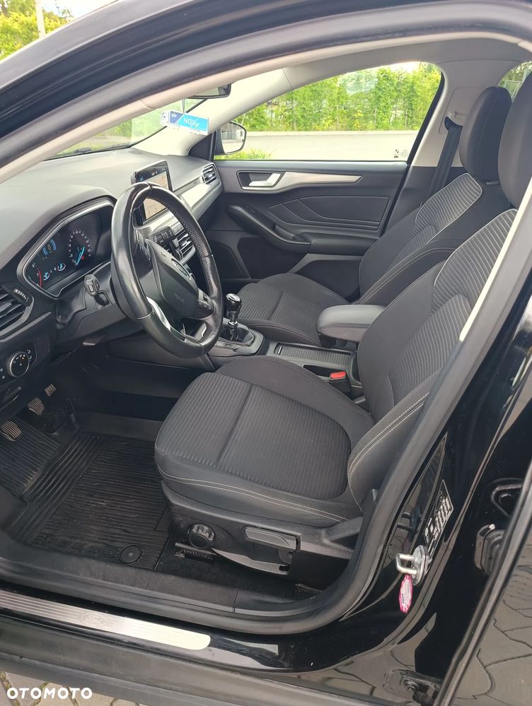 Ford Focus 1.0 EcoBoost Titanium ASS - 12