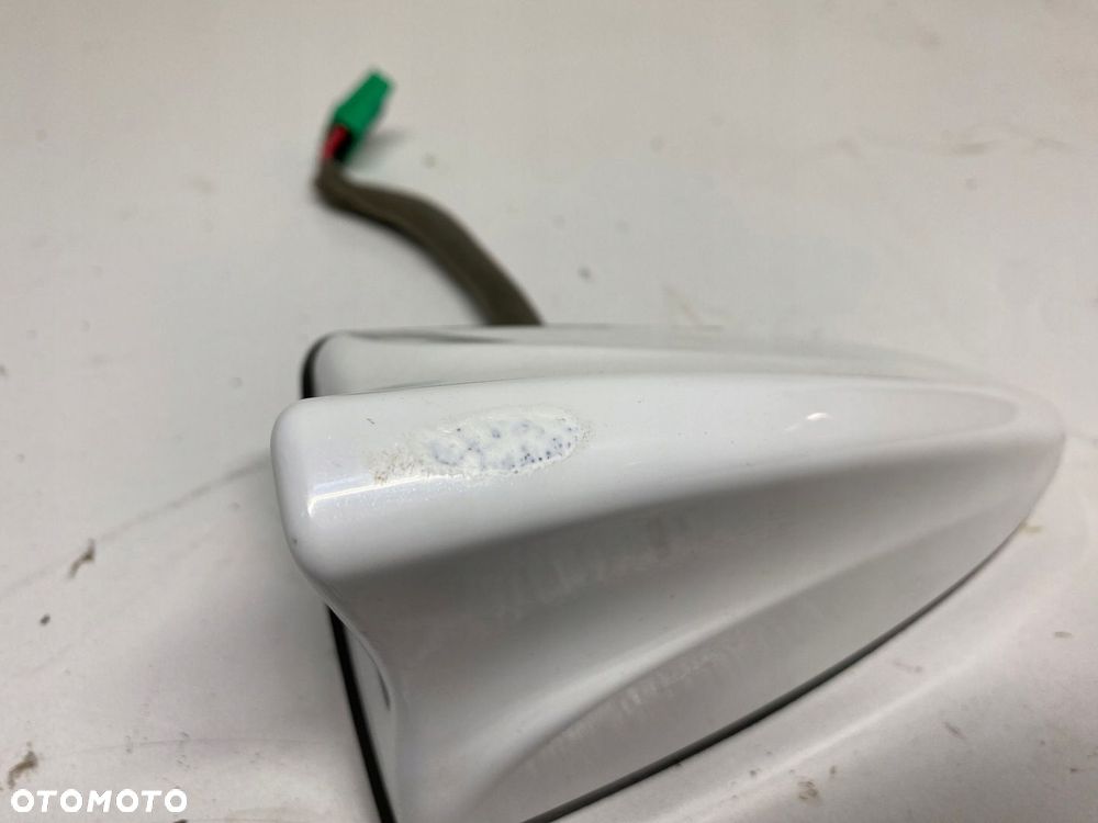 ANTENA DACHOWA NAVI GPS KIA CEED II HB 12-18 - 3