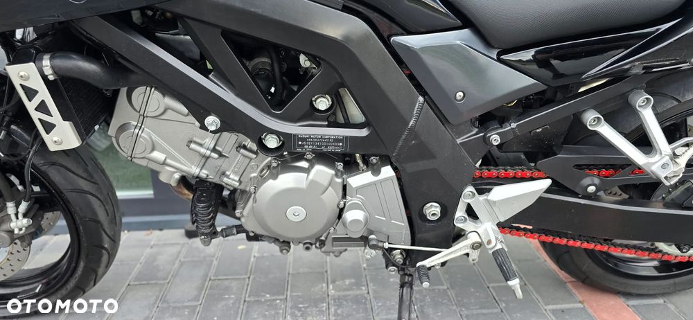 Suzuki SV - 36