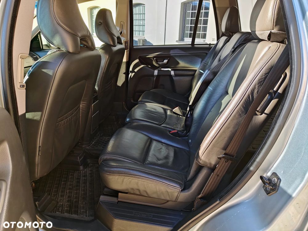 Volvo XC 90 D5 AWD Executive - 26