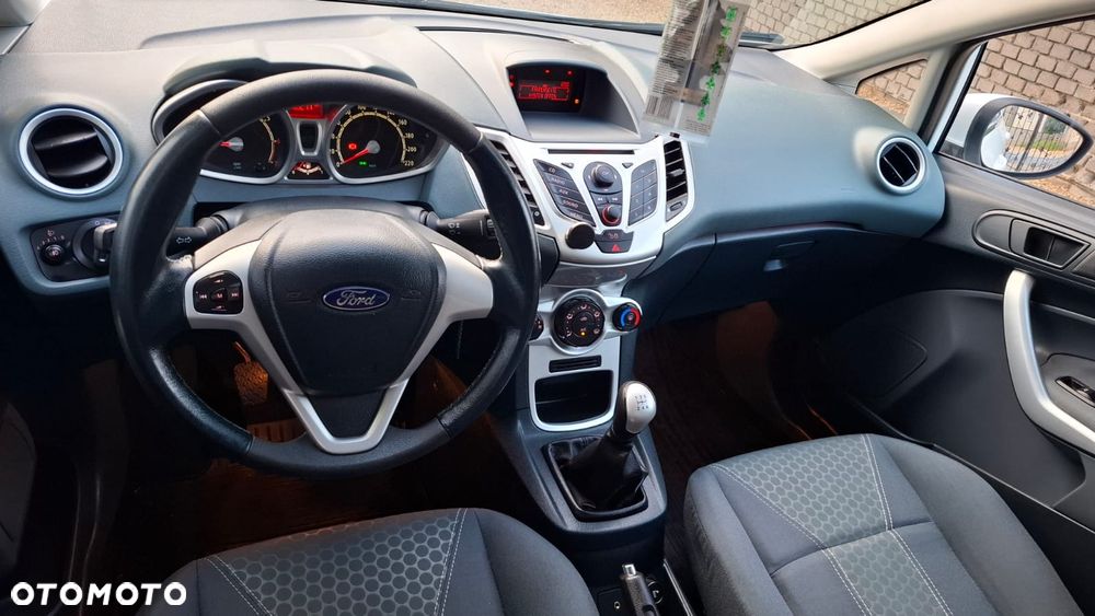 Ford Fiesta 1.25 Titanium - 5