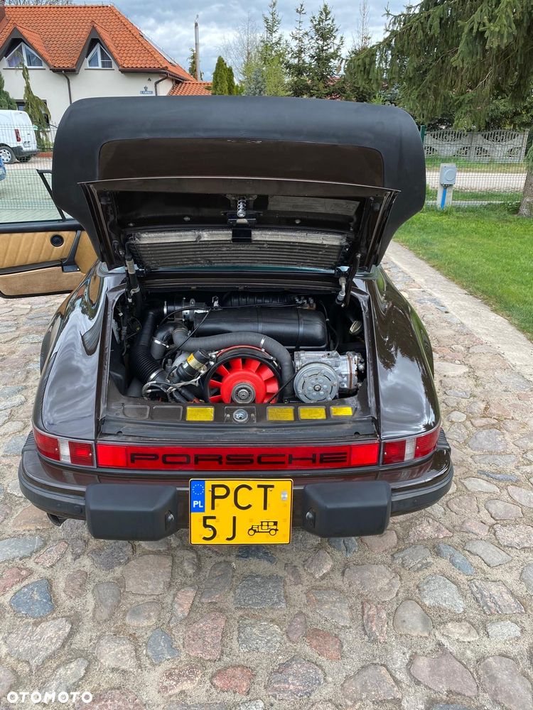 Porsche 911 - 8