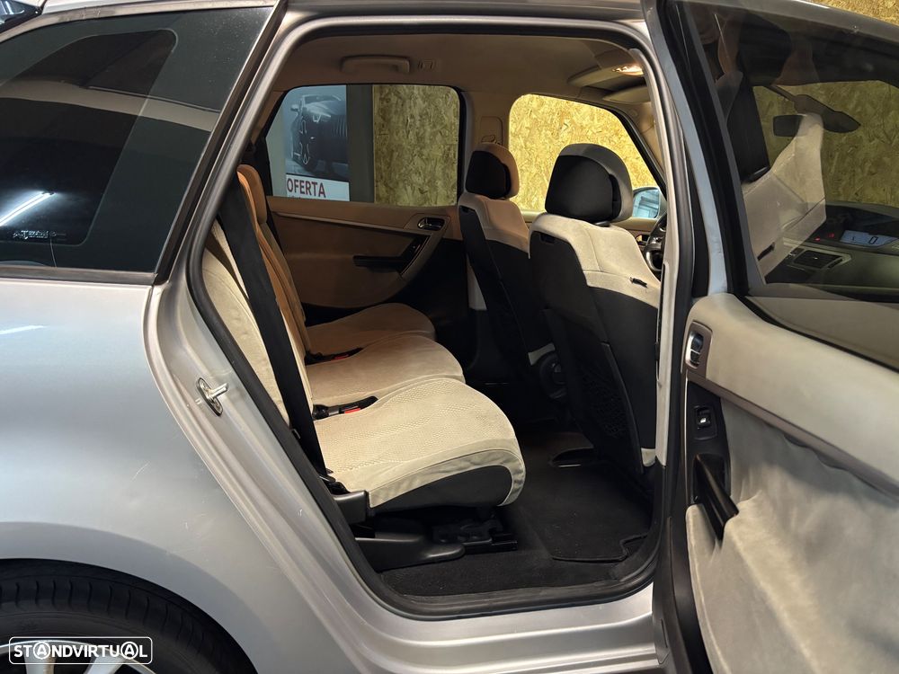 Citroën C4 Picasso 1.6 HDi Exclusive - 9