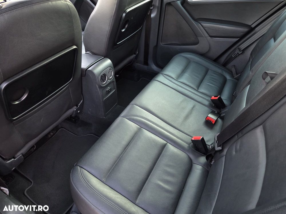 Volkswagen Tiguan 2.0 TDI DPF 4Motion BlueMotion Technology DSG Exclusive - 8