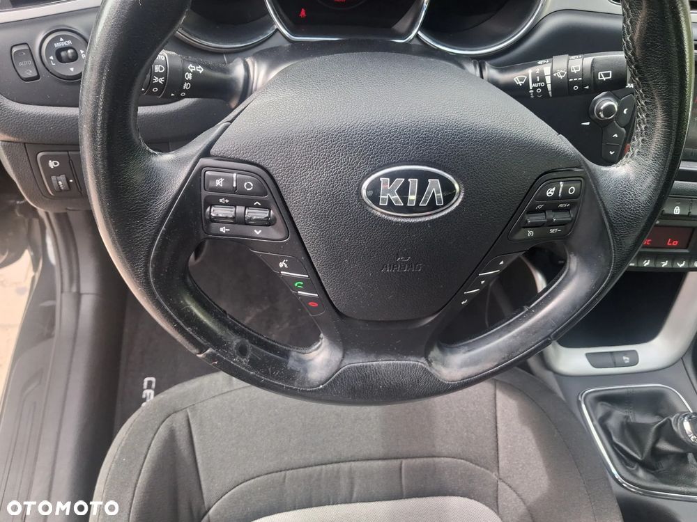 Kia Ceed 1.6 CRDi XL - 23