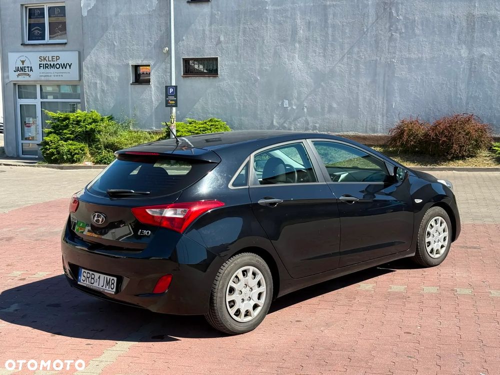 Hyundai i30 1.4 Classic + - 5