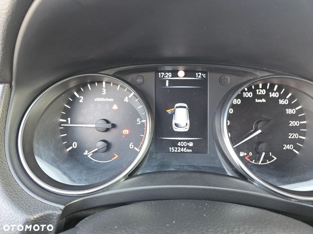 Nissan Qashqai 1.5 dCi Tekna - 16
