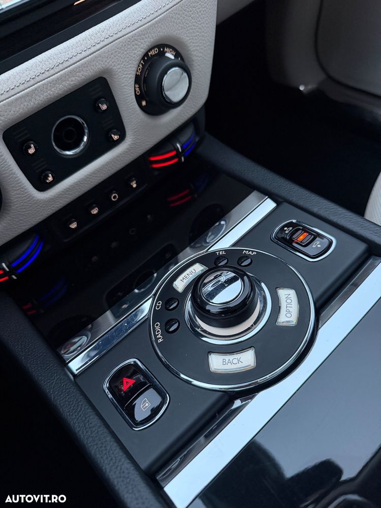 Rolls-Royce Ghost Standard - 18