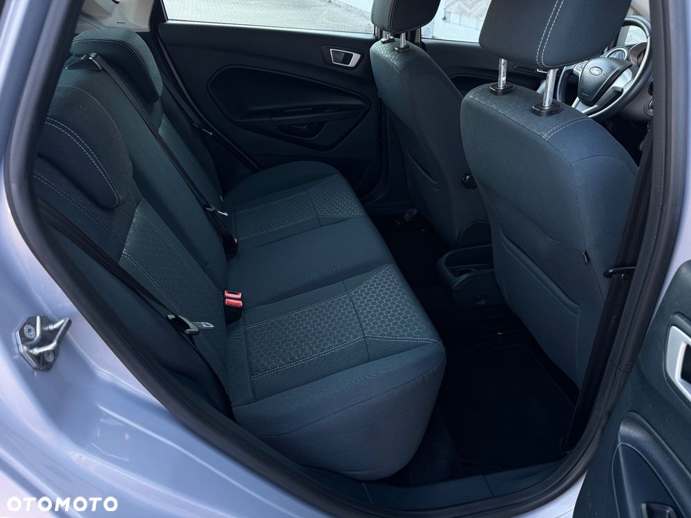 Ford Fiesta - 17