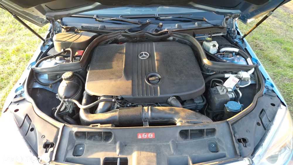 Mercedes-Benz Klasa C 250 CDI BlueEff Avantgarde - 38