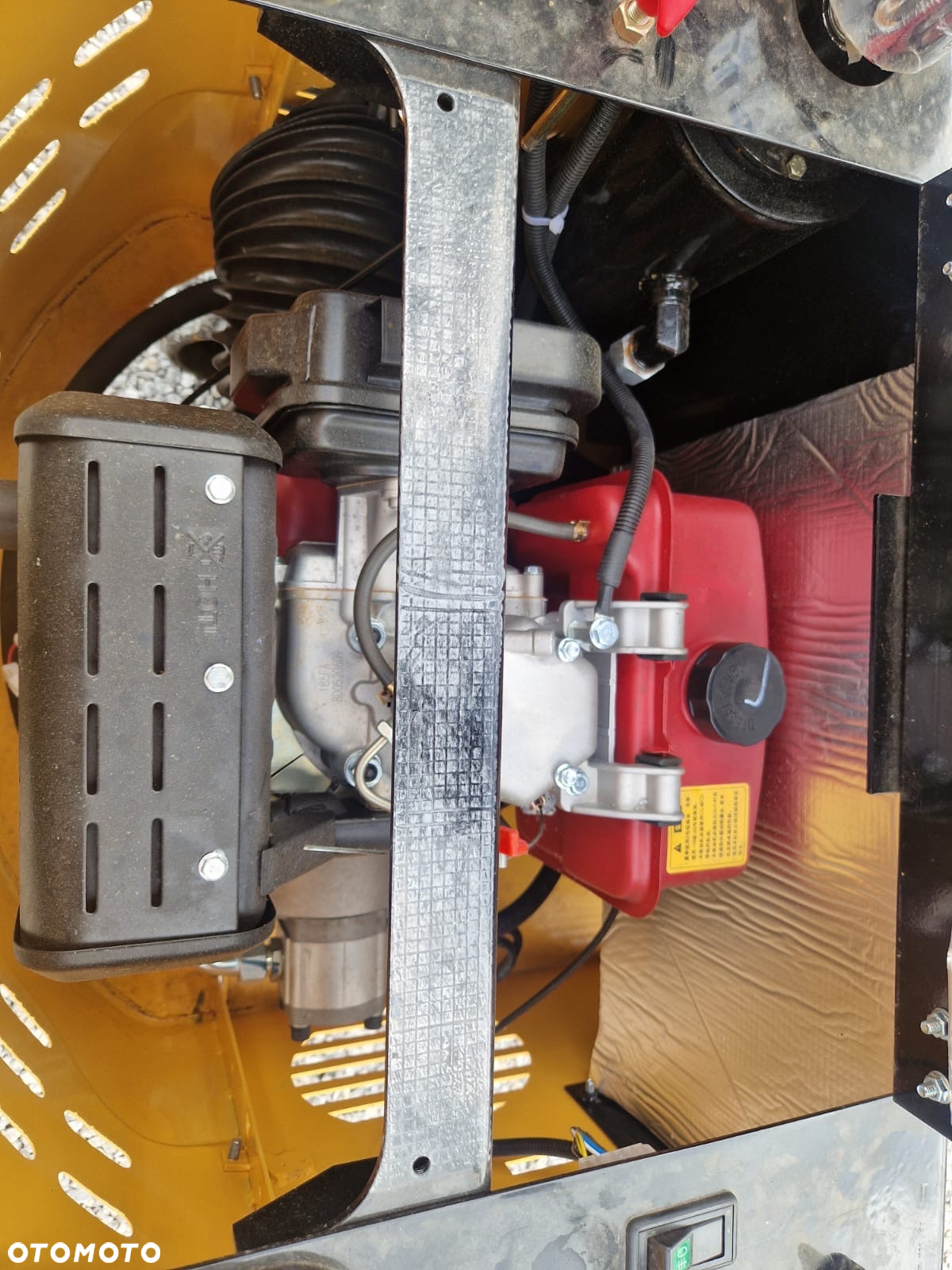 Inny JPC KV-12 - 14