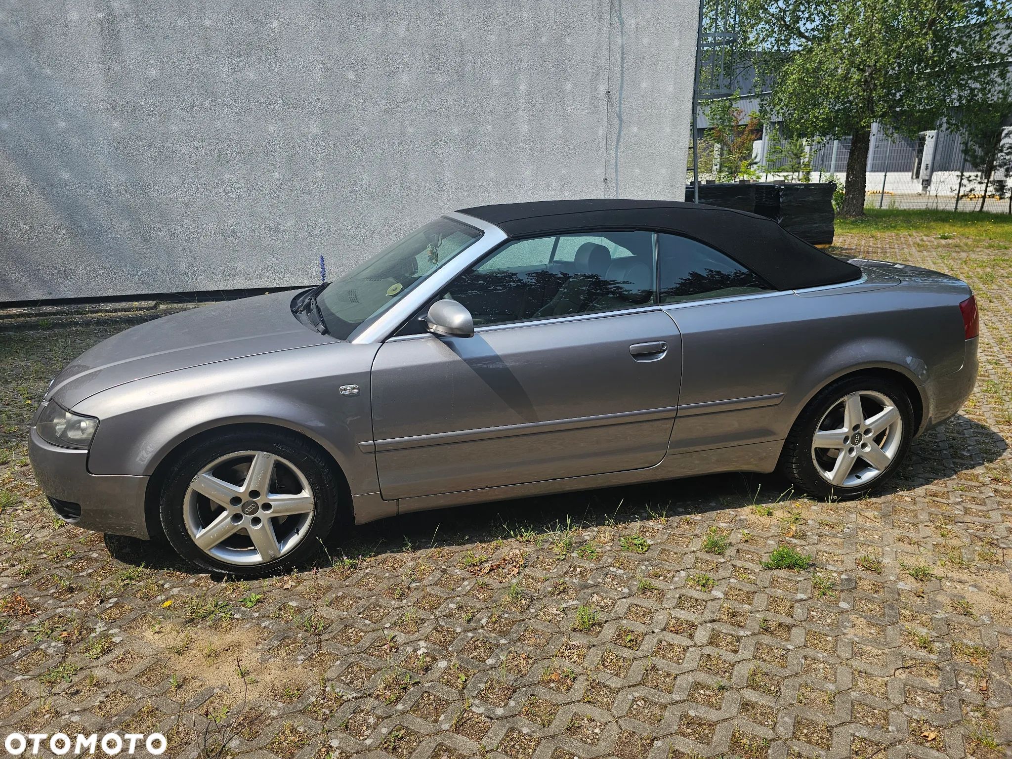 Audi A4 Cabriolet 2.5 TDI - 1