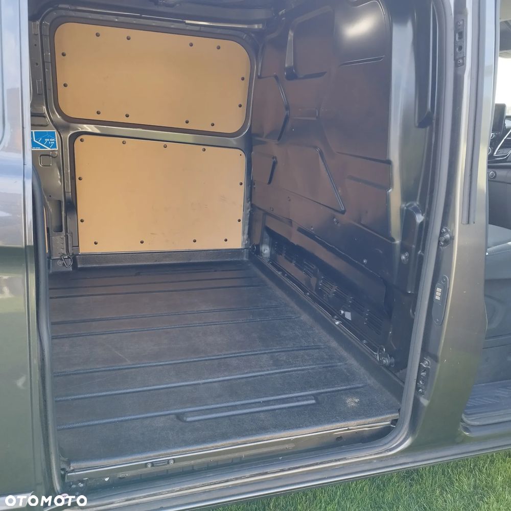 Ford Transit Custom - 13