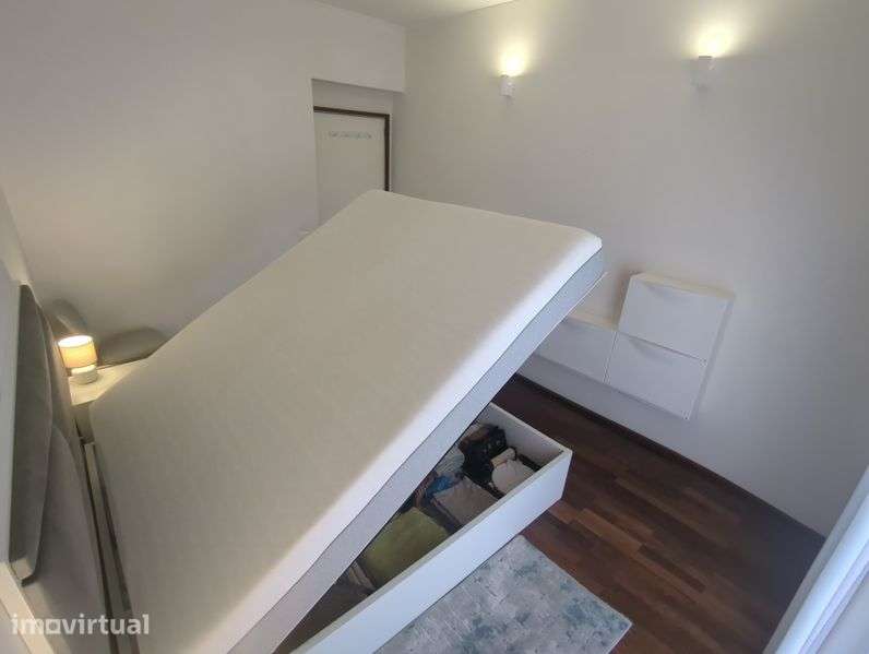 Arrenda-se apartamento T1 - Grande imagem: 2/12