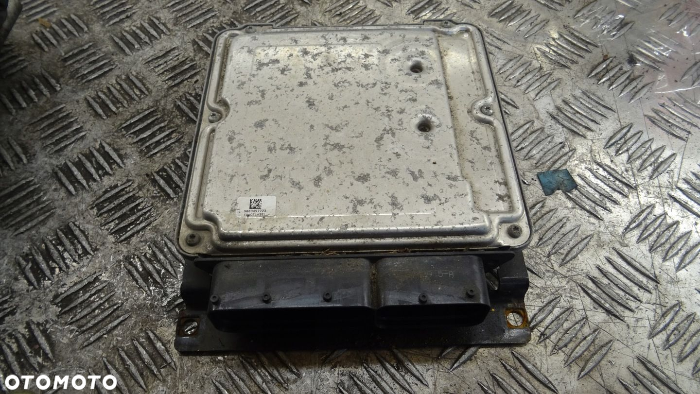 KOMPUTER SILNIKA VW TIGUAN 2.0 TDI 03L906022RQ - 2