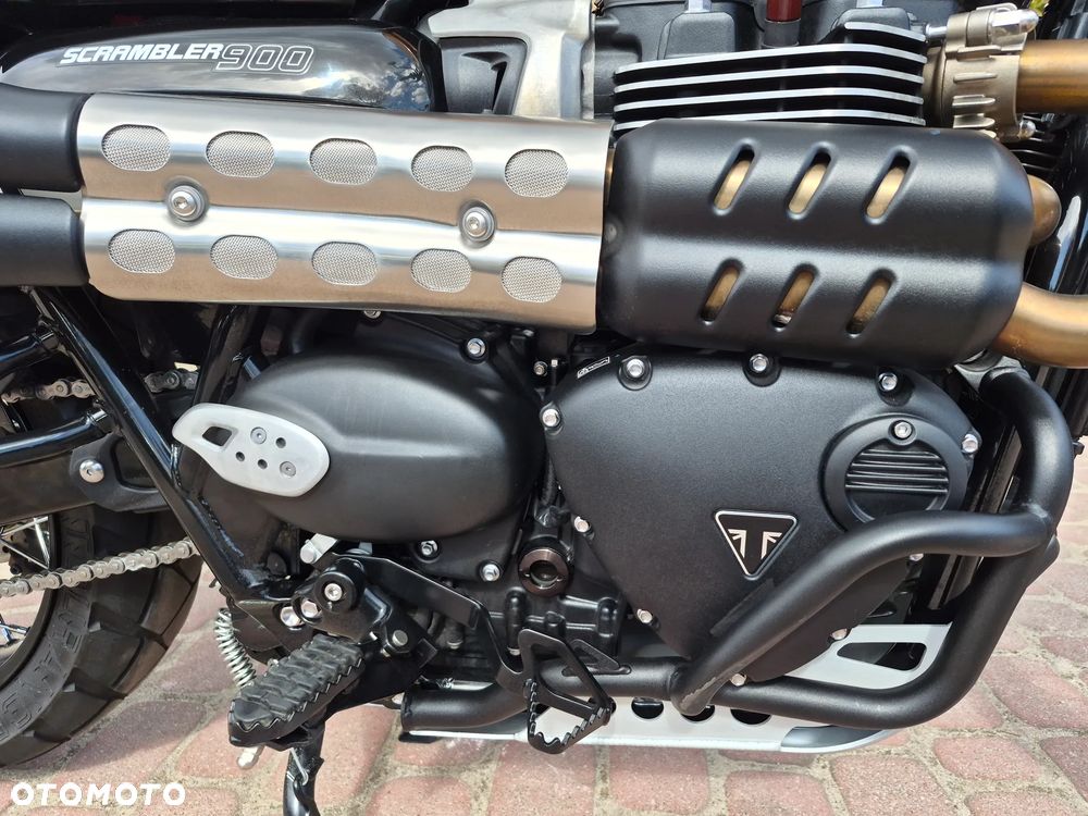 Triumph Scrambler - 11