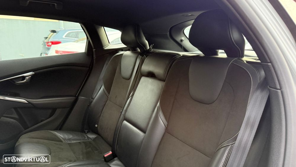 Volvo V40 1.6 D2 R-Design - 15