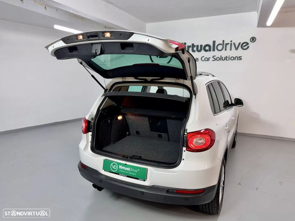 VW Tiguan 2.0 TDi Sport BlueMotion - 54
