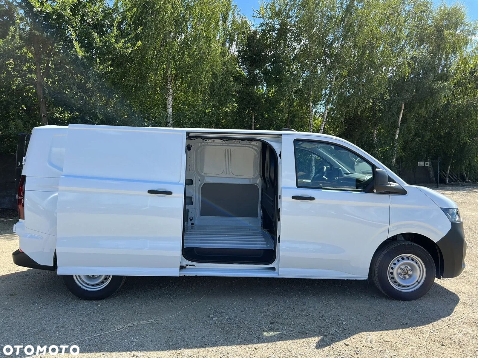 Volkswagen Transporter T7 Furgon (L2), 2.0 TDI 150KM, r.o. 3500 mm - 9