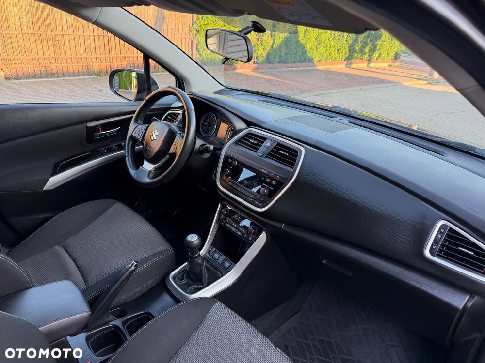 Suzuki SX4 S-Cross 1.6 VVT 4x2 limited+ - 34