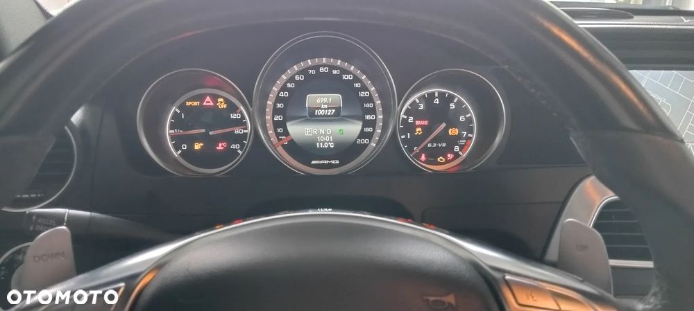 Mercedes-Benz Klasa C 63 AMG AMG SPEEDSHIFT MCT AMG Performance Package - 12