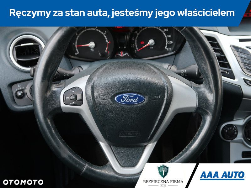 Ford Fiesta - 16