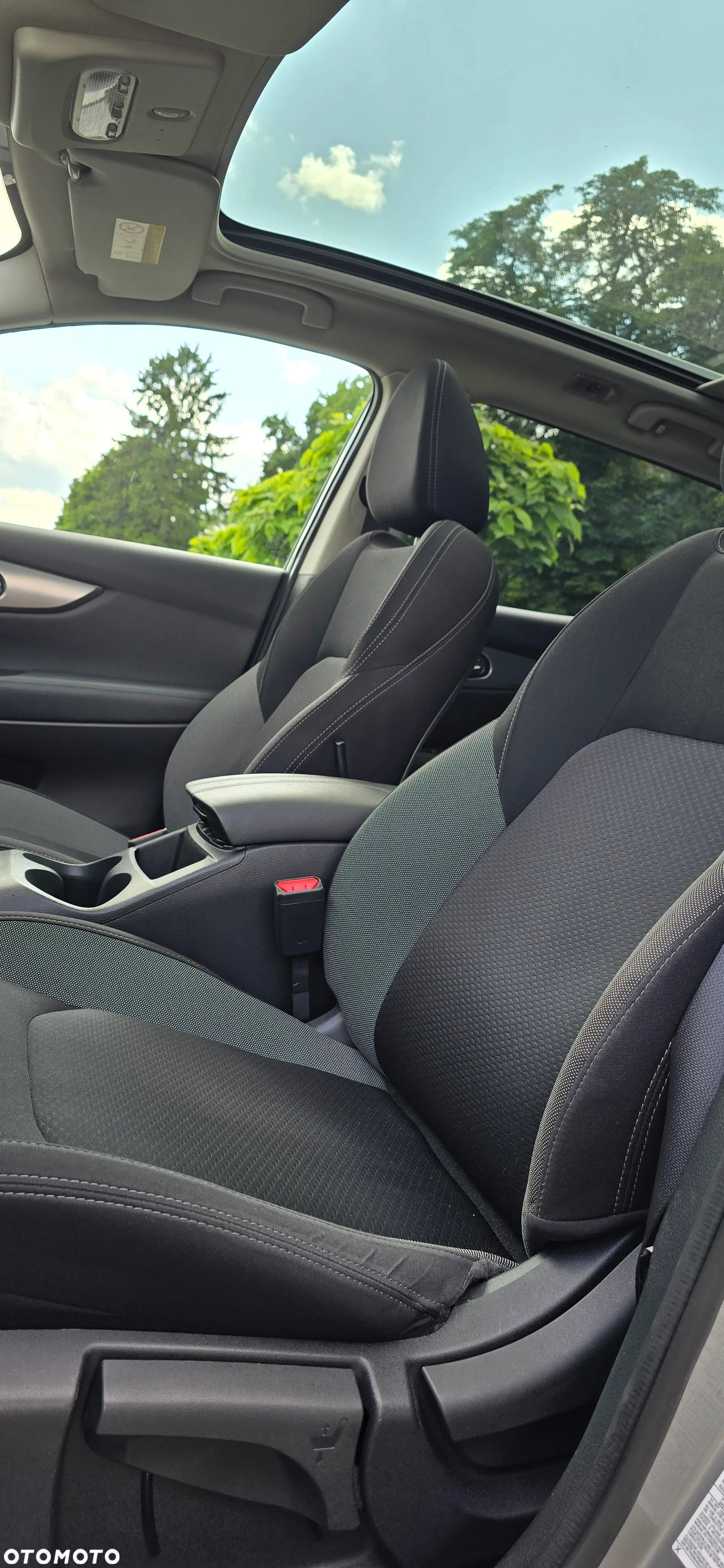 Nissan Qashqai 1.2 DIG-T N-Connecta Xtronic EU6 - 9