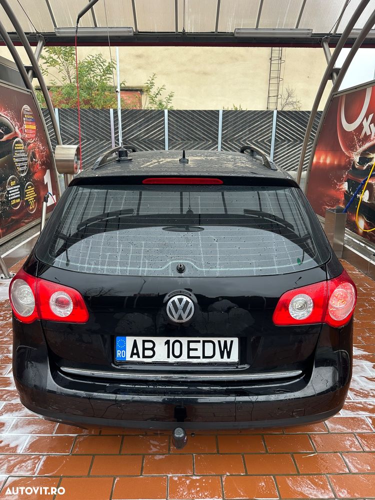 Volkswagen Passat 2.0TDI Sportline DPF DSG - 9