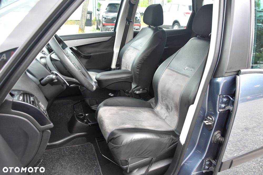 Citroën C4 Picasso 1.6 e-HDi FAP EGS6 Exclusive - 18