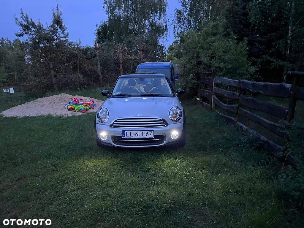MINI Cooper Standard - 13