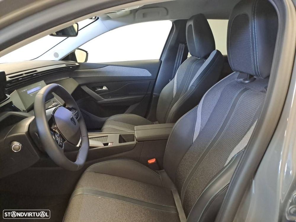 Peugeot 408 1.2 Hybrid Allure e-DCS6 - 9