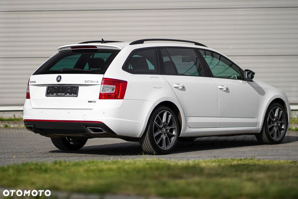 Skoda Octavia 2.0 TDI RS - 10