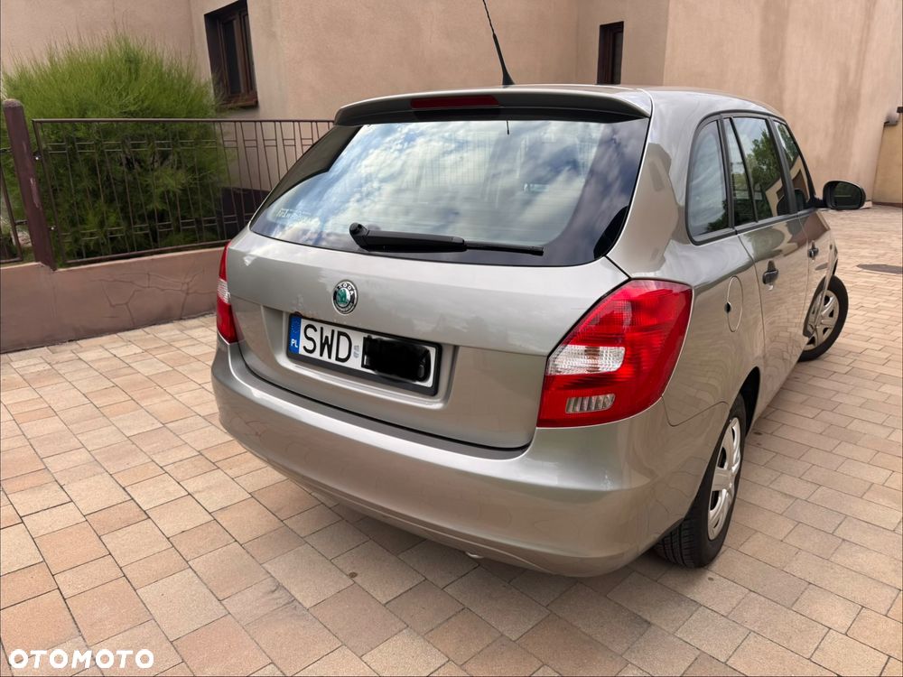 Skoda Fabia 1.2 TSI Active - 8