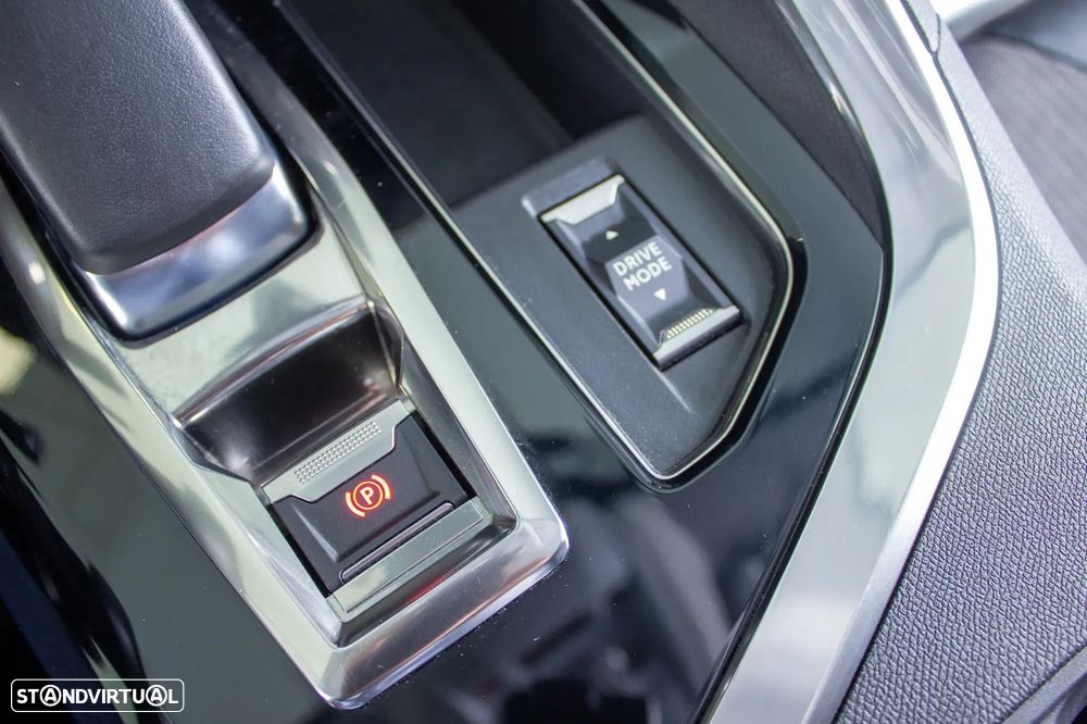 Peugeot 3008 1.6 Hybrid Allure e-EAT8 - 16