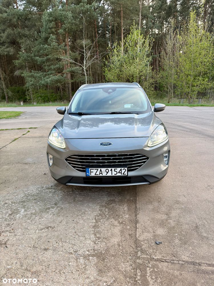 Ford Kuga - 2