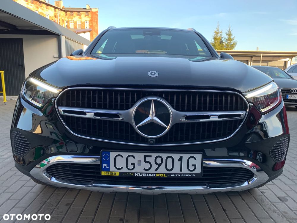 Mercedes-Benz GLC 300 4Matic 9G-TRONIC Edition Avantgarde - 11