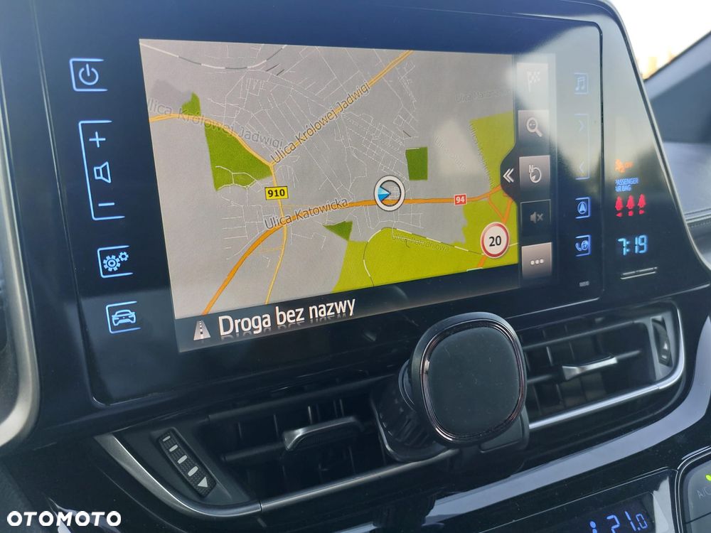 Toyota C-HR 1.8 Hybrid Premium - 6