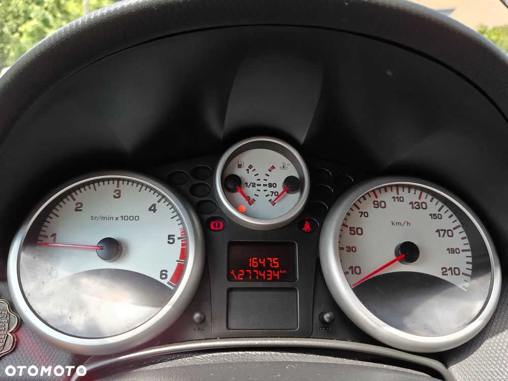 Peugeot 207 1.6 HDi - 22