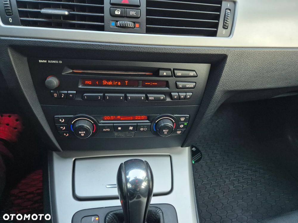 BMW Seria 3 - 22