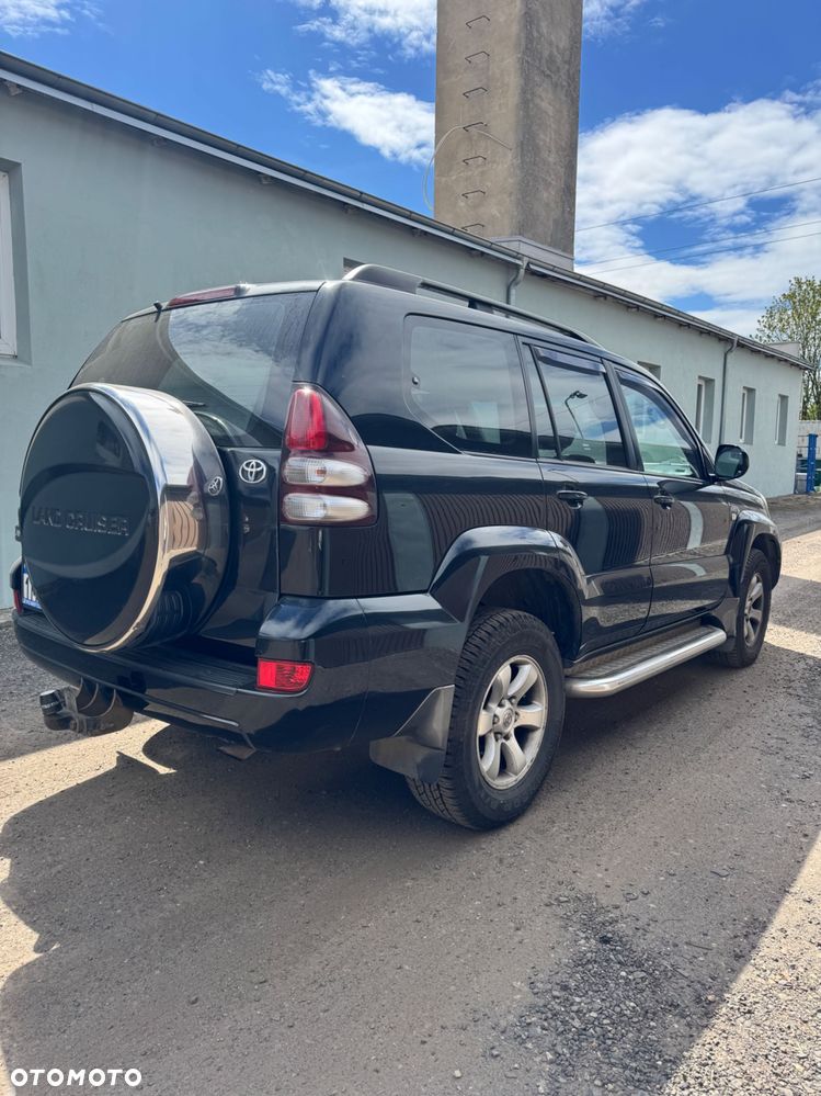 Toyota Land Cruiser - 3