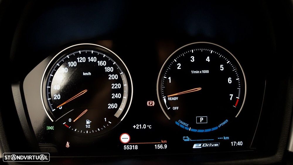 BMW X1 25 e xDrive Corporate Edition - 15